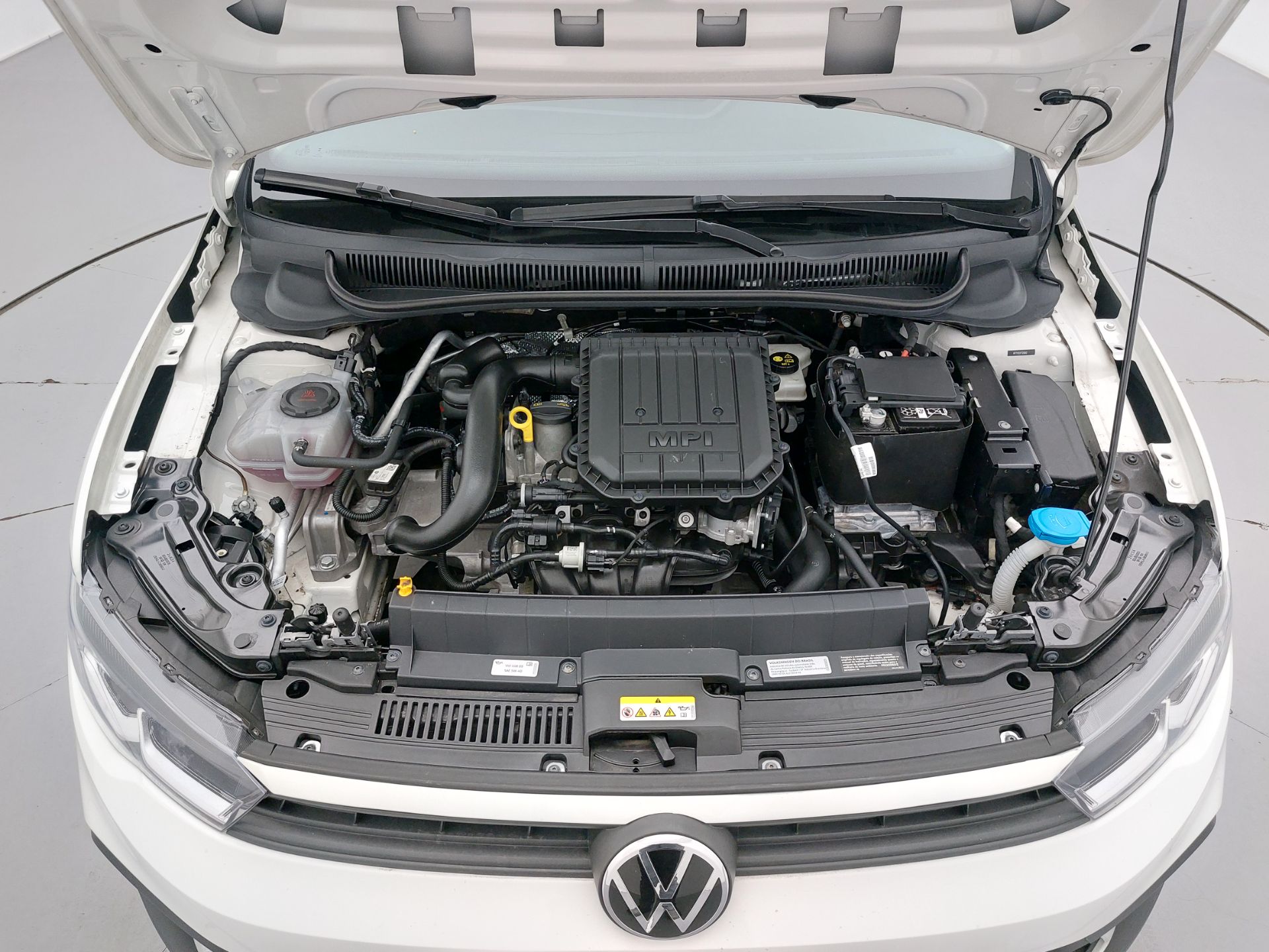 VOLKSWAGEN POLO 1.0 - Vista 4